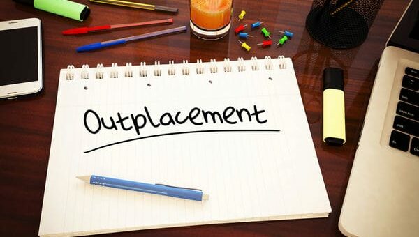 kuendigung outplacement